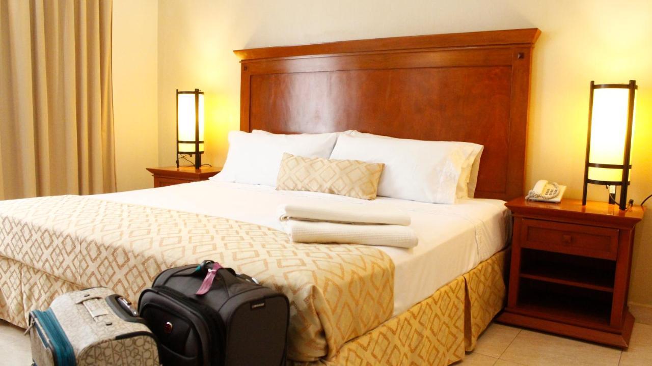 Hotel Magno Tepatitlan ภายนอก รูปภาพ