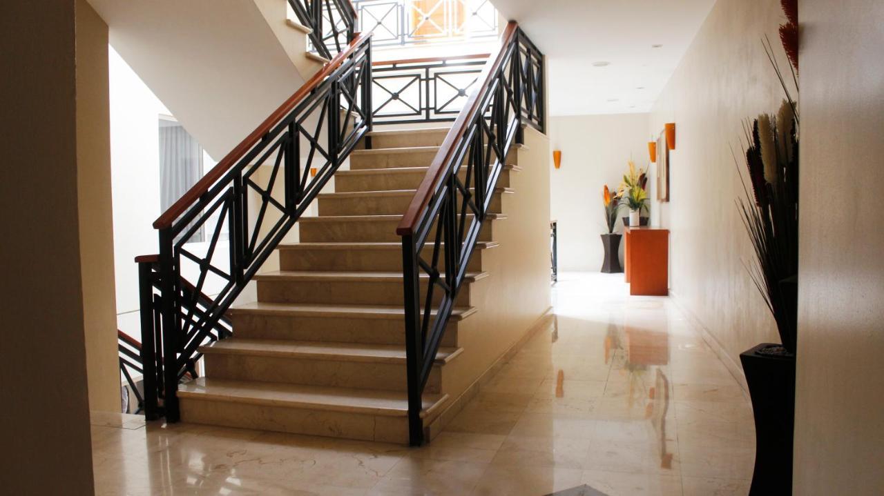 Hotel Magno Tepatitlan ภายนอก รูปภาพ