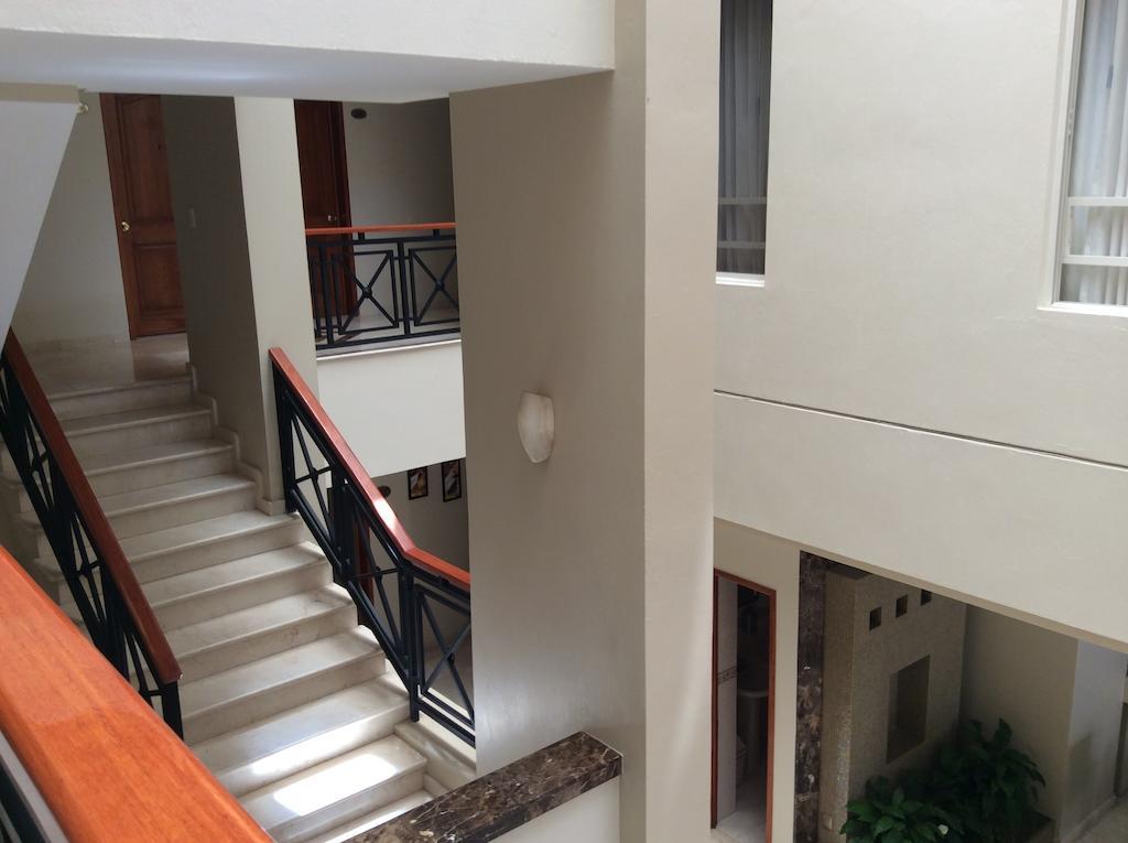 Hotel Magno Tepatitlan ภายนอก รูปภาพ