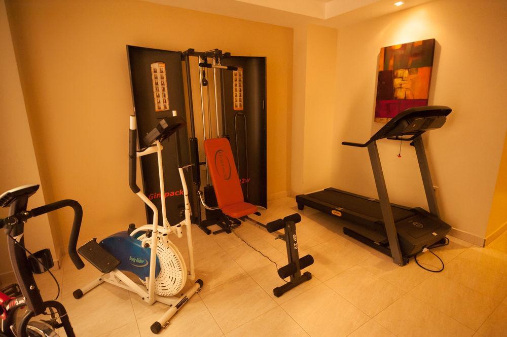 Hotel Magno Tepatitlan ภายนอก รูปภาพ
