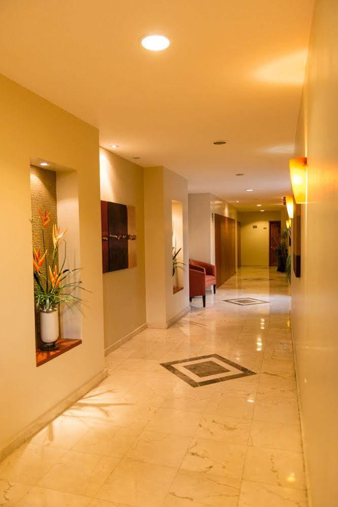 Hotel Magno Tepatitlan ภายนอก รูปภาพ